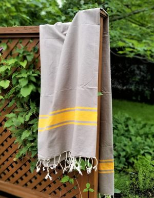 Fouta classique taupe, jaune safran